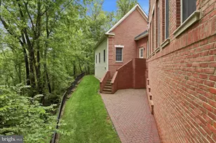 1127 Marlene Ln, Great Falls, VA 22066 - Photo 78