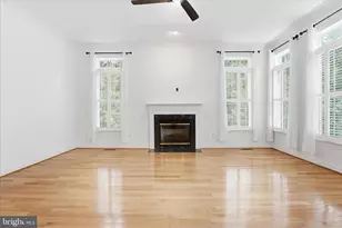 1127 Marlene Ln, Great Falls, VA 22066 - Photo 18