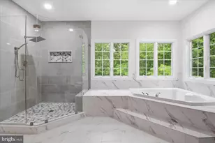 1127 Marlene Ln, Great Falls, VA 22066 - Photo 46