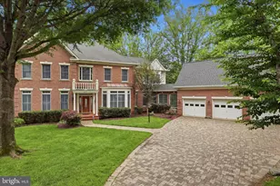 1127 Marlene Ln, Great Falls, VA 22066 - Photo 4