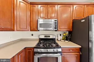 4457 Beacon Grove Cir, Fairfax, VA 22033 - Photo 16