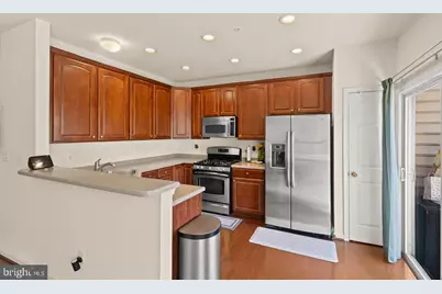 4457 Beacon Grove Circle #705B, Fairfax, VA 22033 - Photo 10