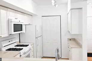 12913 Alton Square, Herndon, VA 20170 - Photo 6