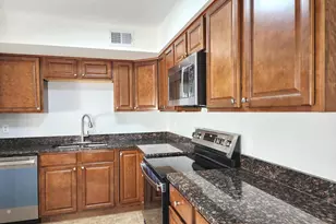 4587 Logsdon Dr, Annandale, VA 22003 - Photo 12