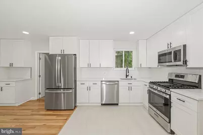 8624 Parliament Drive, Springfield, VA 22151 - Photo 10