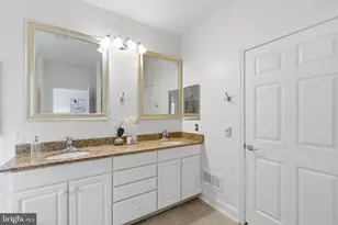 8932 Pink Carnation Ct, Lorton, VA 22079 - Photo 28
