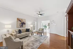 8932 Pink Carnation Ct, Lorton, VA 22079 - Photo 8