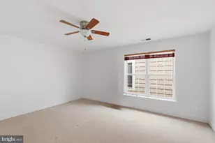 8932 Pink Carnation Ct, Lorton, VA 22079 - Photo 32
