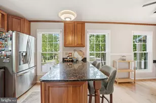 7601 Cervantes Ct, Springfield, VA 22153 - Photo 14