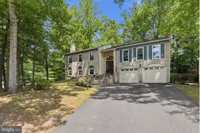 7601 Cervantes Court, Springfield, VA 22153 - Photo 2