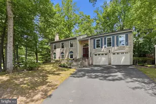 7601 Cervantes Ct, Springfield, VA 22153 - Photo 2