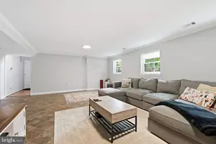 7601 Cervantes Ct, Springfield, VA 22153 - Photo 36