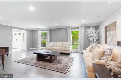 820 Ridge Drive, McLean, VA 22101 - Photo 4