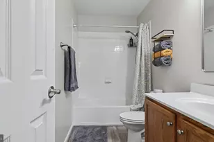 8584 Enochs Dr, Lorton, VA 22079 - Photo 26