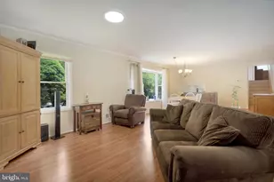 7011 Hadlow Dr, Springfield, VA 22152 - Photo 16