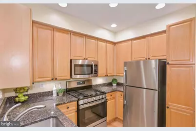 1860 Stratford Park Place #201, Reston, VA 20190 - Photo 10
