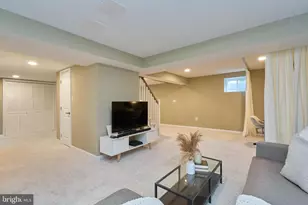 12012 Wayland St, Oakton, VA 22124 - Photo 34