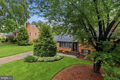8805 Stark Road, Annandale, VA 22003 - Photo 2