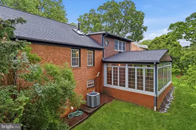 8805 Stark Road, Annandale, VA 22003 - Photo 6