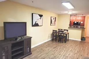 3176 Summit Square Dr, Oakton, VA 22124 - Photo 4