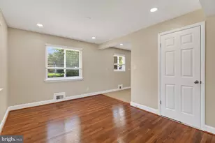 7216 Carol Ln, Falls Church, VA 22042 - Photo 12