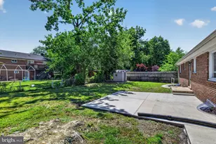 7216 Carol Ln, Falls Church, VA 22042 - Photo 6