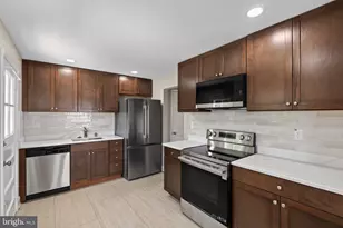 7216 Carol Ln, Falls Church, VA 22042 - Photo 14