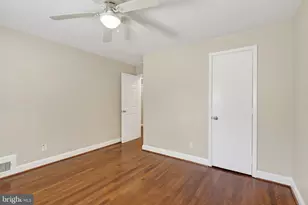 7216 Carol Ln, Falls Church, VA 22042 - Photo 18