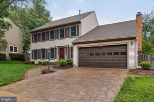 7007 Devereux Cir Dr, Alexandria, VA 22315 - Photo 2