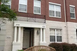 4492 Beacon Grove Cir, Fairfax, VA 22033 - Photo 1