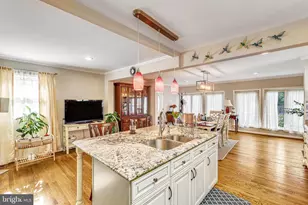 205 Tapawingo Rd SW, Vienna, VA 22180 - Photo 10