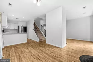 6001 Rabbit Hill Ct, Centreville, VA 20121 - Photo 8