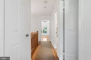 1609 Oak Spring Way, Reston, VA 20190 - Photo 28