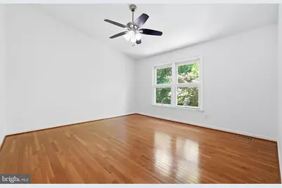 1609 Oak Spring Way, Reston, VA 20190 - Photo 20