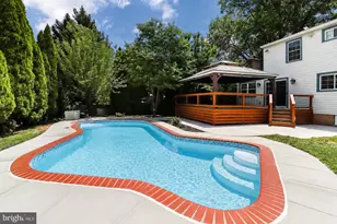 12306 Streamvale Cir, Herndon, VA 20170 - Photo 2