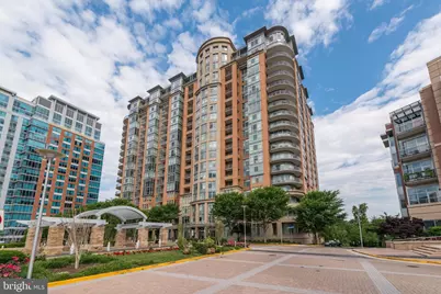 8220 Crestwood Heights Drive #718, McLean, VA 22102 - Photo 2
