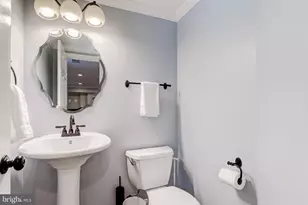 11926 Appling Valley Rd, Fairfax, VA 22030 - Photo 50