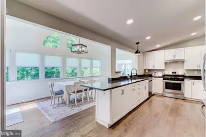 11926 Appling Valley Road, Fairfax, VA 22030 - Photo 28
