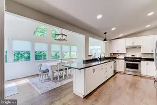 11926 Appling Valley Rd, Fairfax, VA 22030 - Photo 28