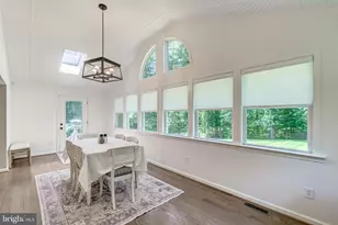 11926 Appling Valley Rd, Fairfax, VA 22030 - Photo 30