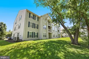 7525 Snowpea Ct, Alexandria, VA 22306 - Photo 18