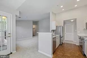 7525 Snowpea Ct, Alexandria, VA 22306 - Photo 2