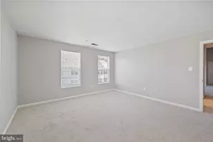 7525 Snowpea Ct, Alexandria, VA 22306 - Photo 6