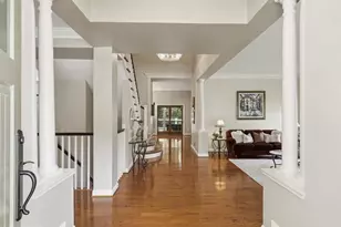 5384 Ashleigh Rd, Fairfax, VA 22030 - Photo 4