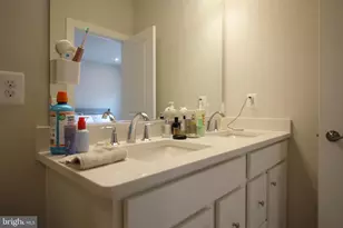 2107 Acadia Rd, Herndon, VA 20170 - Photo 28