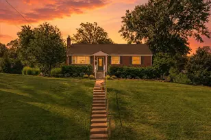 7003 Terrace Ct, Annandale, VA 22003 - Photo 2