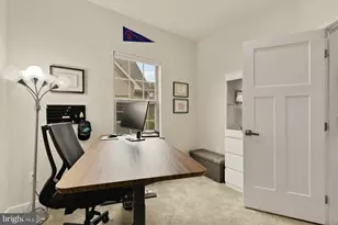 7831 Francis Dickens Ln, Annandale, VA 22003 - Photo 28