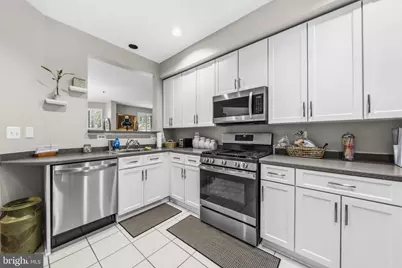 1860 Stratford Park Place #103, Reston, VA 20190 - Photo 16