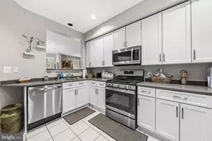 1860 Stratford Park Pl, Reston, VA 20190 - Photo 16