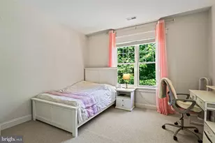 1416 Ross Dr SW, Vienna, VA 22180 - Photo 38